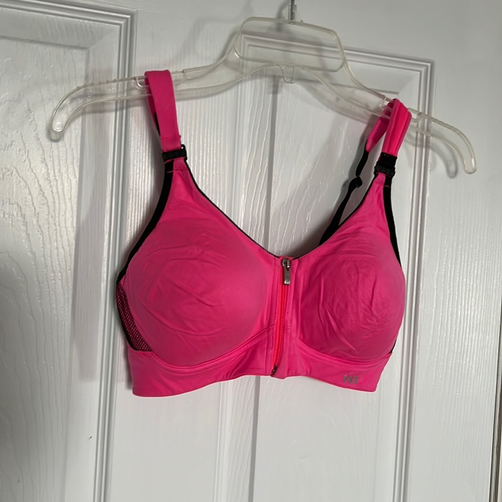 VSX sports bra